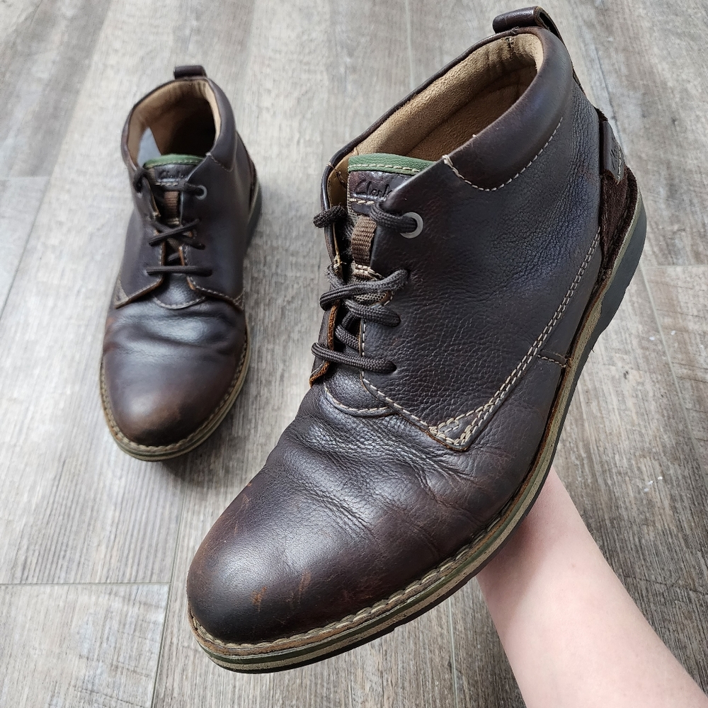 Clarks Leather Chukka Boots, Men's Size 11